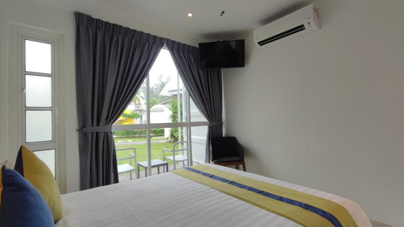 Solesor Kampong Beach Resort 波德申 外观 照片